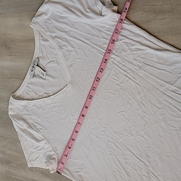 Gently used WHBM T-shirt size S - Picture 5 of 7